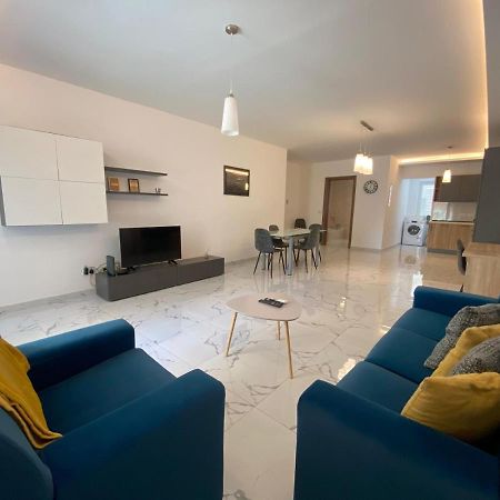 Sliema Centrally Located Apt Exterior foto