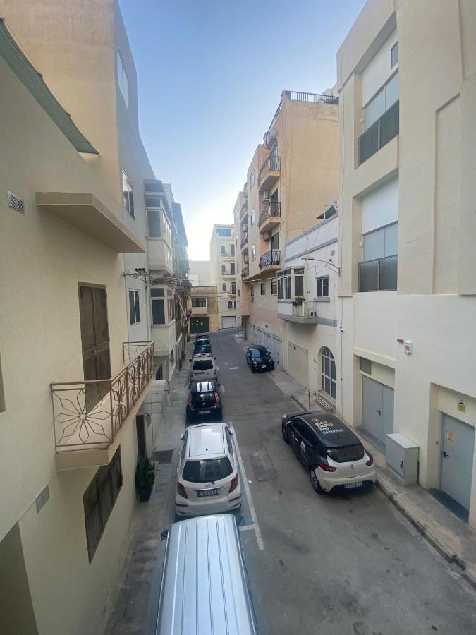Sliema Centrally Located Apt Exterior foto